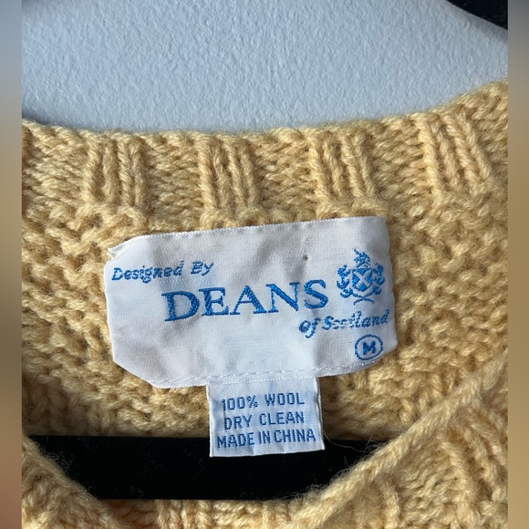 Deans of Scotland 100% Wool Sweater - Picture 3 of 3